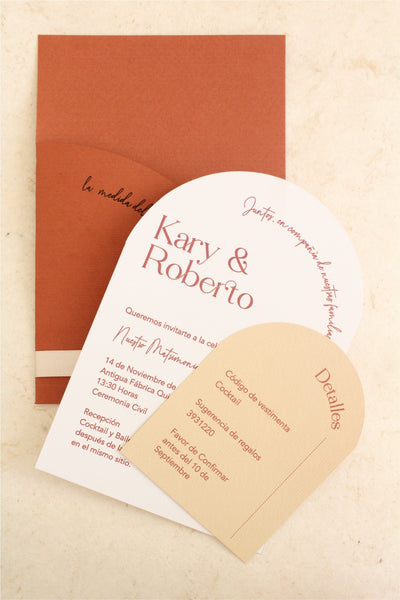 Invitación Moderna de Boda Corte en Arcos Mod. Amatic Ocre