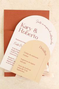 Invitación Moderna de Boda Corte en Arcos Mod. Amatic Ocre