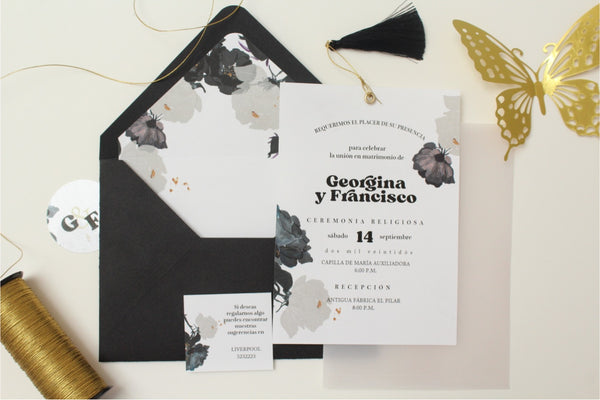 Invitación en Blanco y Negro Modelo Tassel