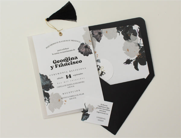 Invitación en Blanco y Negro Modelo Tassel